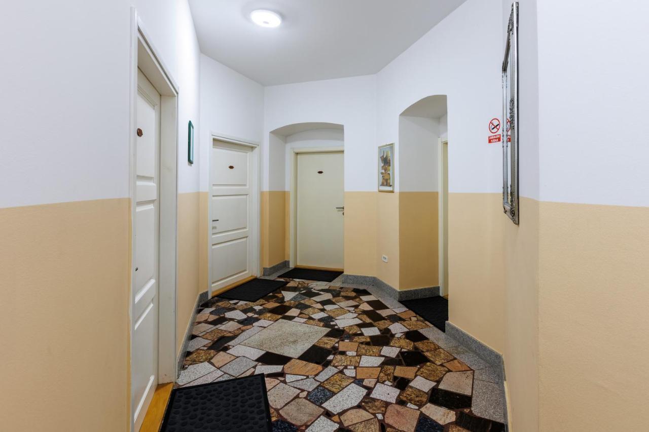 Apartments Villa Kobilj Баня-Лука Екстер'єр фото